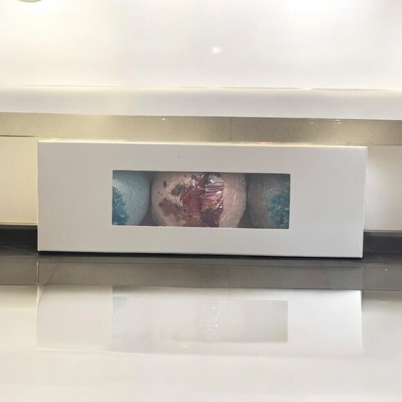 Hand Crafted Bath Bombs - Picture 6 of 6